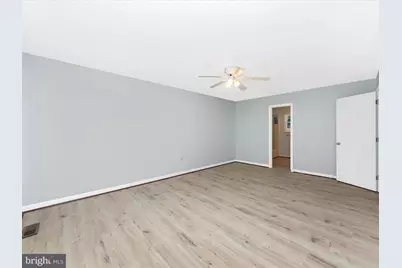 408 Willow Hill, Hyattsville, MD 20785 - Photo 6