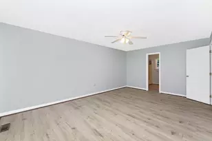 408 Willow Hill, Hyattsville, MD 20785 - Photo 6