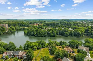1021 Lake Shore Dr, Bowie, MD 20721 - Photo 36