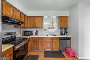 1021 Lake Shore Dr, Bowie, MD 20721 - Photo 4