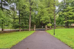 11701 Locust Dale Ct, Bowie, MD 20721 - Photo 22
