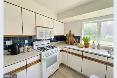 8401 Rhode Island Avenue, College Park, MD 20740 - Photo 6