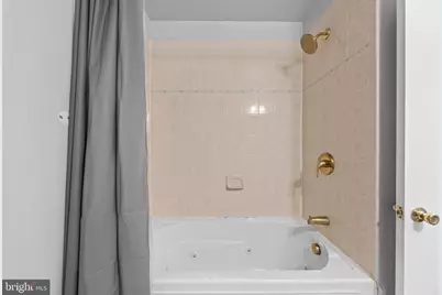 9808 47th Place #302, College Park, MD 20740 - Photo 32