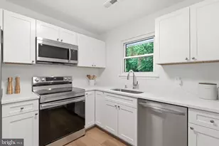 9716 Franklin Ave, Lanham, MD 20706 - Photo 16