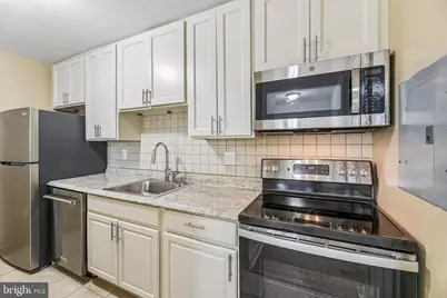6301 Hil Mar Drive #4-10, District Heights, MD 20747 - Photo 8