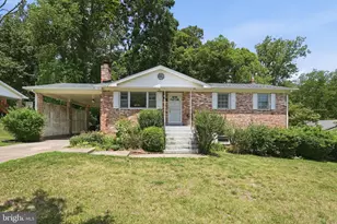 2008 Valley View Dr, Fort Washington, MD 20744 - Photo 2