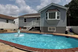 5923 Berwyn Rd, College Park, MD 20740 - Photo 1