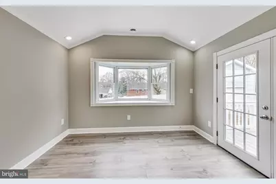 5923 Berwyn Road, College Park, MD 20740 - Photo 6