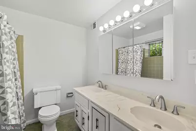 7524 Sweetbriar Drive, College Park, MD 20740 - Photo 34
