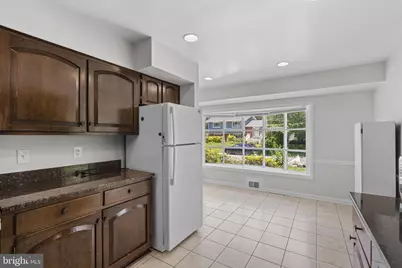 7524 Sweetbriar Drive, College Park, MD 20740 - Photo 12