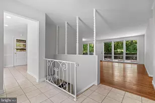 7524 Sweetbriar Dr, College Park, MD 20740 - Photo 4