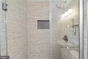 7524 Sweetbriar Dr, College Park, MD 20740 - Photo 22