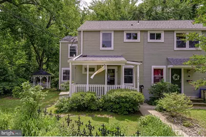 19 Hillside Road, Greenbelt, MD 20770 - Photo 2