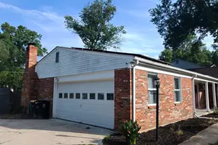 12532 Surrey Cir Dr, Fort Washington, MD 20744 - Photo 2
