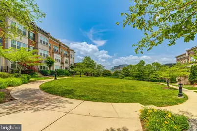 510 Overlook Park Drive #32, Oxon Hill, MD 20745 - Photo 4