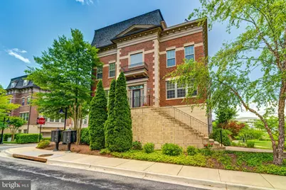 510 Overlook Park Drive #32, Oxon Hill, MD 20745 - Photo 2