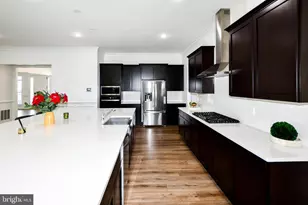 15921 Hyde Pk Pl, Bowie, MD 20716 - Photo 30