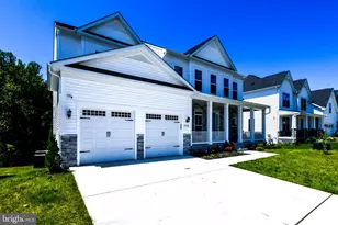 15921 Hyde Pk Pl, Bowie, MD 20716 - Photo 2