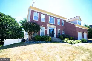 4502 Rockdale Ln, Upper Marlboro, MD 20772 - Photo 2