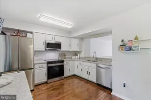 14229 Oakpointe Dr, Laurel, MD 20707 - Photo 6