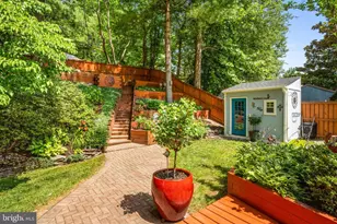 15612 Peach Walker Dr, Bowie, MD 20716 - Photo 34