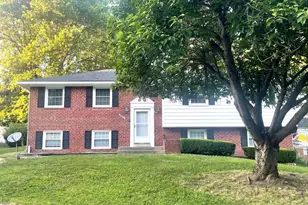 10902 Exeter Ct, Upper Marlboro, MD 20774 - Photo 1