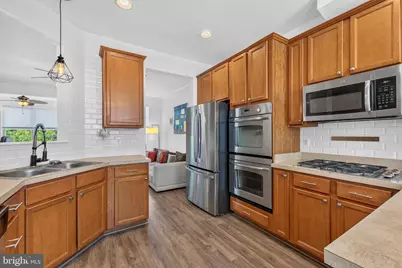 7 Thomasson Court, Capitol Heights, MD 20743 - Photo 2