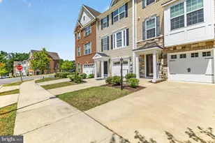 7 Thomasson Ct, Capitol Heights, MD 20743 - Photo 2