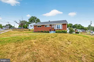 7408 Mason St, District Heights, MD 20747 - Photo 2