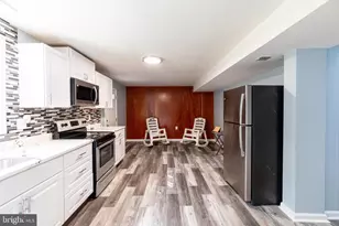 6911 Groveton Dr, Clinton, MD 20735 - Photo 10