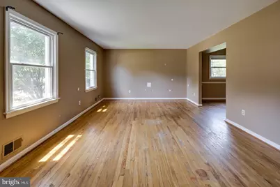 6802 Robinia Road, Temple Hills, MD 20748 - Photo 2