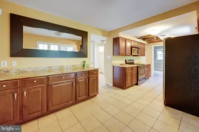 6802 Robinia Road, Temple Hills, MD 20748 - Photo 8