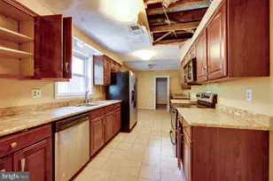 6802 Robinia Rd, Temple Hills, MD 20748 - Photo 6