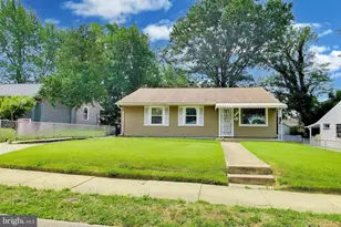 1105 Wentworth Dr, Oxon Hill, MD 20745 - Photo 2
