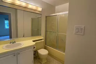 15713 Pointer Ridge Dr, Bowie, MD 20716 - Photo 10