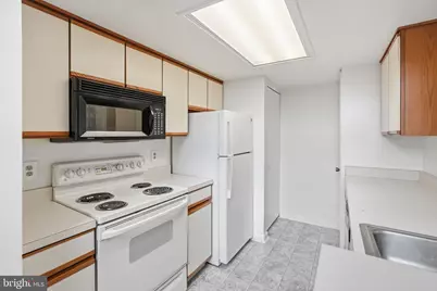 15732 Easthaven Court #705, Bowie, MD 20716 - Photo 12