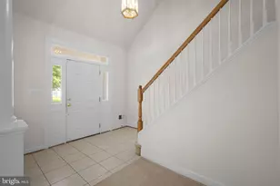 7409 Near Thicket Way, Laurel, MD 20707 - Photo 6