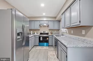7206 S Ora Ct, Greenbelt, MD 20770 - Photo 10