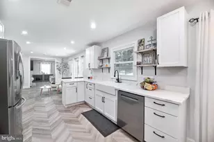 8812 Churchfield Ln, Laurel, MD 20708 - Photo 2
