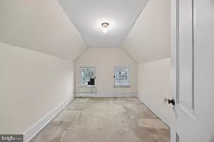 5804 Ruatan St, College Park, MD 20740 - Photo 48
