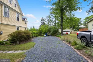 5804 Ruatan St, College Park, MD 20740 - Photo 6
