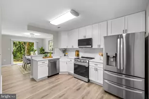 6947 Mayfair Terrace, Laurel, MD 20707 - Photo 10
