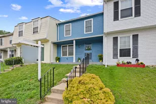 7032 Marbury Ct, District Heights, MD 20747 - Photo 2