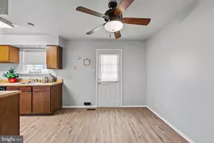 7032 Marbury Ct, District Heights, MD 20747 - Photo 12