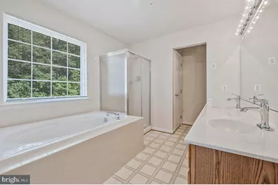7400 Georgian Drive, Upper Marlboro, MD 20772 - Photo 32