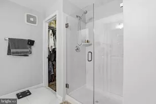 2739 Pinebrook Rd, Landover, MD 20785 - Photo 32