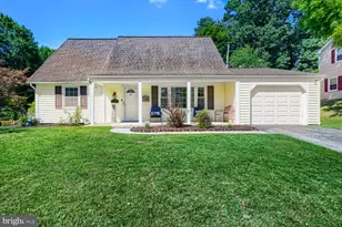 13459 Overbrook Ln, Bowie, MD 20715 - Photo 2