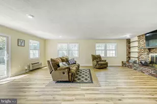 13459 Overbrook Ln, Bowie, MD 20715 - Photo 12