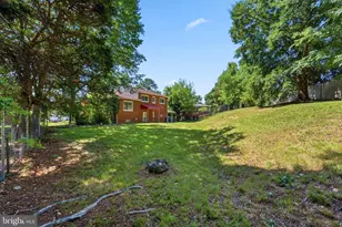 7201 Cloverdale Dr, Oxon Hill, MD 20745 - Photo 14