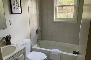 2805 Hillcrest Pkwy, Temple Hills, MD 20748 - Photo 12